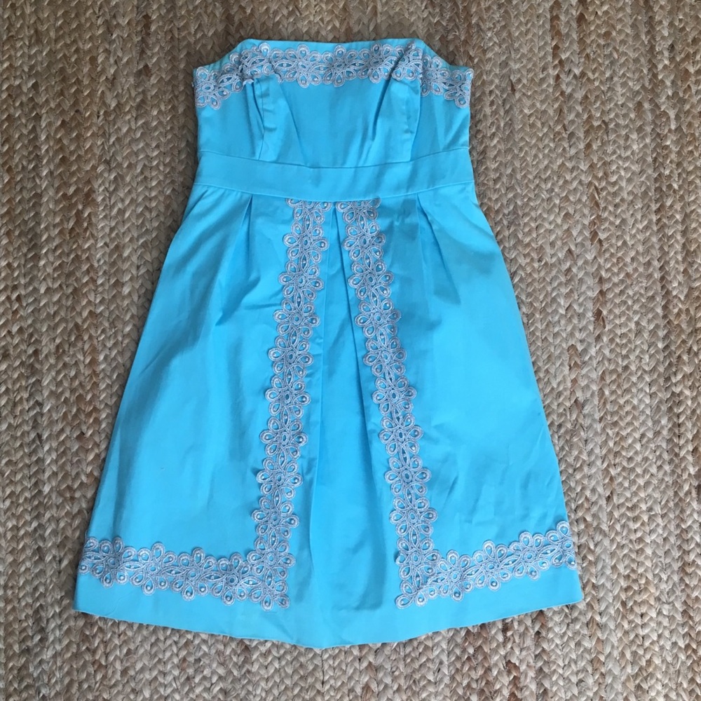 Lilly Pulitzer size 6 or 8 blue strapless dress